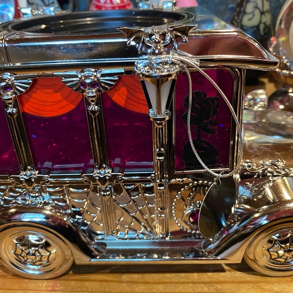 Bath and Body Works Hearse light up three wick candle holder globe - Picture 5 of 7